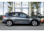 BMW X1 xDrive25e Aut. | High Executive | M Sportpakket | Panoramadak | Lederen Bekleding | 18" LM Velgen | Stoelverwarming | Parkeersensoren | LED | Dealeronderhouden | Navigatie incl. Apple CarPlay |