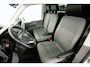 Volkswagen Transporter 2.0 TDI L2H1 150PK | Automaat | Airco | Camera | Cruise | 3 Zits | Carplay | Navi