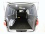 Volkswagen Transporter 2.0 TDI L2H1 150PK | Automaat | Airco | Camera | Cruise | 3 Zits | Carplay | Navi