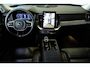 Volvo XC90 T8 Plug-in hybrid AWD Ultra Dark | High Performance Audio | Luchtvering | Massage in voorstoelen | 360° Parkeercamera | Parkeersensoren voor + achter | Panoramadak | Semi-Electrische Wegklapbare Trekhaak | Bowers & Wilkins Premium Audio | Google infotainmentr