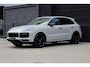 Porsche Cayenne 3.0 E-Hybrid Platinum Edition | NAP! | PANO | 360 | BOSE | LUCHTVERING | SOFT CLOSE | MEMORY | 22 INCH |