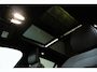 Volvo V60 T8 Plug-in hybrid AWD Plus Dark | Trekhaak | Panoramadak | Verwarmbare voorstoelen, achterbank en stuurwiel | 360 graden camera | Head-up display | Premium audio by Harman Kardon | Adaptieve cruise control | Keyless