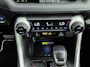 Toyota RAV4 2.5 Hybrid Bi-Tone | Parkeersensoren V+A | Blindspot | Stuur-Stoelverwarming |