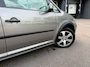 Volkswagen Cross Touran 1.4 TSI 5p. AUTOMAAT/XENON/CRUISE/CAMERA/TREKHAAK