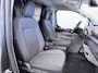 Ford E-Transit Cust. 320 L1H1 Limited 71 kWh Stoel-Stoel | Trekhaak | 17'' LM "| vloer Zijwand betimmering | Sidebars | All Weather Banden | 370 km WLTP