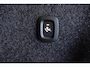 Volvo XC40 B4 Plus Dark | Panoramadak | Semi-Electrische Wegklapbare Trekhaak | Verwarmbare voorstoelen, stuurwiel en voorruit | Premium audio by Harman Kardon | Adaptieve cruise control | Keyless Entree | Parkeersensoren voor + achter | Stoelverwarming | Stuurwielverwarming |