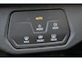 Volkswagen ID.4 Pro 77 kWh Adaptive cruise control, Front Assist, verwarmde voorstoelen, Climatronic 2-zone, Rijstrookbehoudassistent (Lane Assist), 360 graden camera, Travel Assist, geheugenfunctie voor parkeerassistent (Trained Park Assist), achterklep elektrisch, draadloos telefoon opladen, verkeerstekenherkenning, LED koplampen, interieurvoorverwarming, spraakbediening (Voice Control), 19'' lmv 'Hammar', vermoeidheidsherkenning, sfeerverlichting binnen en buiten