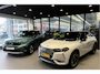 DS 3 Crossback 130 Pk * Automaat *** SUPERDIK *** Zwart Leder + Massage * Elektrisch verstelbare Stoelen * Navigatie * Dodehoek Detectie * Paars Dak *  Adaptive Cruise & Climate Control * Vingerhoets; Vierde Generatie Eersteklas Service. Al meer dan 100 jaar een begrip in de Brabantse Kempen
