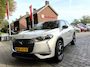 DS 3 Crossback 130 Pk * Automaat *** SUPERDIK *** Zwart Leder + Massage * Elektrisch verstelbare Stoelen * Navigatie * Dodehoek Detectie * Paars Dak *  Adaptive Cruise & Climate Control * Vingerhoets; Vierde Generatie Eersteklas Service. Al meer dan 100 jaar een begrip in de Brabantse Kempen