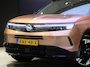 Opel Grandland SUV 195 pk Plug-in-Hybrid Ultimate | Trekhaak | Panoramisch Schuifdak | Focal Premium Audio | 360 camera | AGR Comfortstoelen