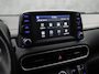 Hyundai Kona 1.0 T-GDI Sport (APPLE CARPLAY, STUUR/STOELVERWARMING, SPORTSTOELEN, CAMERA, LM VELGEN, CRUISE, NIEUWSTAAT)