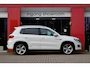 Volkswagen Tiguan 2.0 TSI Sport&Style 4Motion | R-Line | Camera | Climate Control |