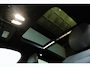 Volvo V60 T8 Plug-in hybrid AWD Plus Dark | Semi-Electrische Wegklapbare Trekhaak | Panoramadak | 360° Parkeercamera | Parkeersensoren voor + achter | Head-Up Display | Stoelverwarming | Stuurwielverwarming | Google Infotainment |