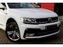 Volkswagen Tiguan 2.0 TSI 4Motion Highline R-Line | ACC | Panoramadak | DYNaudio | Trekhaak |
