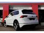 Volkswagen Tiguan 2.0 TSI 4Motion Highline R-Line | ACC | Panoramadak | DYNaudio | Trekhaak |