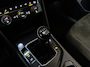 Volkswagen Tiguan 1.5 TSI R-Line Highline Business Trekhaak Panoramadak Stoelverwarming DAB+
