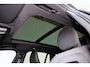 Volvo V60 T6 Recharge AWD Plus Dark - Panorama/schuifdak - IntelliSafe Assist & Surround - 360º Camera - Harman/Kardon audio - Verwarmde voorstoelen, stuur & achterbank - Parkeersensoren voor & achter - Elektr. bedienb. voorstoelen met geheugen - Head up display - Extra getint glas - 19' LMV