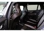 Volvo V60 T6 Recharge AWD Plus Dark - Panorama/schuifdak - IntelliSafe Assist & Surround - 360º Camera - Harman/Kardon audio - Verwarmde voorstoelen, stuur & achterbank - Parkeersensoren voor & achter - Elektr. bedienb. voorstoelen met geheugen - Head up display - Extra getint glas - 19' LMV