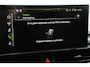 Audi A4 Avant 40 TFSI 204 pk S-tronic S Line Plus Navigatie Adaptive Cruise Control Parkeersensoren Camera Lane Assist Elektrische achterklep Stoelverwarming Ledverlichting Virtual Cockpit Climatronic