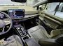 Volkswagen Golf Variant 1.5 eTSI R-Line Edition Carplay-Android | Camera | DigiDash | Verw. stoelen | LED