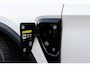 Lynk & Co 01 276PK More | 360 Graden Camera | Harman Kardon | Panoramadak | Elektrisch bedienbare voorstoel met geheugen | Keyless Entry | Getint glas | Adaptieve Cruise Control | Dodehoekassistent | Sfeerverlichting | Stuurwielverwarming | Stoelverwarming