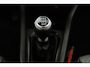 Renault Clio 1.0 TCe 90 Evolution 16 inch LMV Donkere Ramen Navigatie Carplay Rijstrooksensor Parkeersensor