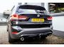 BMW X1 sDrive20i Xline|Pano|Trekhaak|HUD|Facelift|Camera|HiFi|LED|M-Stuur