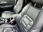Nissan Qashqai 1.3 DIG-T Tekna + / 1.500 kg trekhaak / Leder / Panorama dak / Elektrische stoelen / Adaptieve CC / Camera 360° / Navigatie / BOSE audio / Apple Carplay Android / 19" LM wielen /