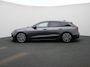 Audi A6 Avant e-tron edition performance 100 kWh 367 PK | Adaptive cruise control | Bang & Olufsen sound system | Luchtvering | 360 graden camera | Verwarmbaar stuurwiel | Head-up display | Stoelverwarming voor & achter | MMI bijrijdersdisplay | Elekt. verstelbare bestuurdersstoel met geheugen | Privacy glas | Trekhaak | Elektr. verstelbaar stuurwiel