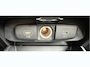 Hyundai i10 1.0 Comfort * UNIEK * Nu of Nooit * Nederlandse Auto met slechts  2.546 km. * Airco * Navigatie * Parkeer Camera * Cruise Control * Touch Screen Scherm * Vingerhoets; Vierde Generatie Eersteklas Service. Al meer dan 100 jaar een begrip in de Brabantse Kempen