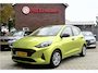 Hyundai i10 1.0 Comfort * UNIEK * Nu of Nooit * Nederlandse Auto met slechts  2.546 km. * Airco * Navigatie * Parkeer Camera * Cruise Control * Touch Screen Scherm * Vingerhoets; Vierde Generatie Eersteklas Service. Al meer dan 100 jaar een begrip in de Brabantse Kempen