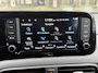 Hyundai i10 1.0 Comfort * UNIEK * Nu of Nooit * Nederlandse Auto met slechts  2.546 km. * Airco * Navigatie * Parkeer Camera * Cruise Control * Touch Screen Scherm * Vingerhoets; Vierde Generatie Eersteklas Service. Al meer dan 100 jaar een begrip in de Brabantse Kempen