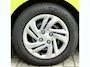 Hyundai i10 1.0 Comfort * UNIEK * Nu of Nooit * Nederlandse Auto met slechts  2.546 km. * Airco * Navigatie * Parkeer Camera * Cruise Control * Touch Screen Scherm * Vingerhoets; Vierde Generatie Eersteklas Service. Al meer dan 100 jaar een begrip in de Brabantse Kempen