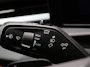 Volkswagen T-Roc 1.5 eTsi R-Line First Edition 150PK DSG Pano-Schuifdak, Trekhaak, Black Style, 20" LM Velgen, Keyless, Side Asisst, Matrix LED-Verlichting, Achteruitrijcamera