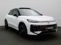 Volkswagen T-Roc 1.5 eTsi R-Line First Edition 150PK DSG Pano-Schuifdak, Trekhaak, Black Style, 20" LM Velgen, Keyless, Side Asisst, Matrix LED-Verlichting, Achteruitrijcamera