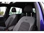 Volkswagen Golf 1.5 TSI Highline Business R | Pano | Digitaal dashboard | Standkachel |