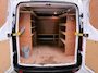 Ford Transit Custom 280 2.0TDCI L1H1 Euro 6 Trekhaak 3-Persoons Airco Voorruitverwarming Bluetooth Schuifdeur+Achterdeuren Inbouwkasten Vloer+Wandbetimmering Dakdragers 2.350KG Trekgewicht