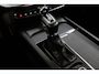 Volvo XC60 2.0 T4 Momentum Pro | Climate control | Parkeersensoren | Navigatie | Trekhaak | LED | Stuur & stoel verwarming |