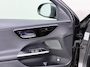 Mercedes-Benz C-klasse 180 AMG Line Afneembare Trekhaak | 19" AMG Velgen | Digital Cockpit | Dodehoekassistent | Stoelverwarming | Camera | Apple CarPlay