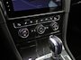Volkswagen E-Golf e-Golf Sportline Deluxe Automaat (VIRTUAL COCKPIT, SOH 91,6%, APPLE CARPLAY, GROOT NAVI, CAMERA, STOELVERWARMING, SPORTSTOELEN, LED KOPLAMPEN, ADAPTIVE CRUISE, GETINT GLAS, NIEUWSTAAT)