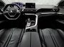 Peugeot 3008 1.2 PureTech Allure Automaat (APPLE CARPLAY, GROOT NAVI, LEDER, GETINT GLAS, SPORTSTOELEN, PARKEERSENSOREN, LANE ASSIST, CRUISE, NIEUWSTAAT)