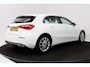 Mercedes-Benz A-klasse 220 Advantage (SFEERVERLICHTING, STOELVERWARMING, ACHTERUITRIJCAMERA)
