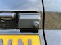Ford Transit Custom 320 2.5 PHEV L2H1 Black Platinum DC 233 pk Automaat | Lederen bekleding | Navigatie | Treeplanken | LM velgen 17" zwart | 360 graden camera | Dubbele schuifdeur