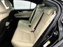 Lexus GS 300h F Sport Line | Dealer onderhouden | Lederen bekleding | Memory Seat | Stoelverwarming | Stoelventilatie | Blind Spot Monitor | Parkeersensoren voor+achter |