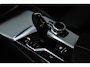 BMW 5-Serie Touring 520i High Executive Edition | Pano-dak | Trekhaak | NL-Auto |