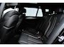 BMW 5-Serie Touring 520i High Executive Edition | Pano-dak | Trekhaak | NL-Auto |