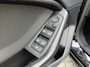 BMW 1-Serie 118i 140PK AUTOMAAT HE PANO/H&K/APPCARPLAY/HUD/ NAVI/DIGICOCKPIT/LED/2XKEYLESS/P-CAM/2XPDC/CLIMA/STUURWIELVERWARMING/MEDIA/S&S/SPORTZETELS/LMV - NL AUTO - KM=NAP - 2. EIG. -