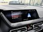 BMW 1-Serie 118i 140PK AUTOMAAT HE PANO/H&K/APPCARPLAY/HUD/ NAVI/DIGICOCKPIT/LED/2XKEYLESS/P-CAM/2XPDC/CLIMA/STUURWIELVERWARMING/MEDIA/S&S/SPORTZETELS/LMV - NL AUTO - KM=NAP - 2. EIG. -