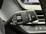 BMW 1-Serie 118i 140PK AUTOMAAT HE PANO/H&K/APPCARPLAY/HUD/ NAVI/DIGICOCKPIT/LED/2XKEYLESS/P-CAM/2XPDC/CLIMA/STUURWIELVERWARMING/MEDIA/S&S/SPORTZETELS/LMV - NL AUTO - KM=NAP - 2. EIG. -