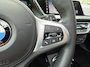 BMW 1-Serie 118i 140PK AUTOMAAT HE PANO/H&K/APPCARPLAY/HUD/ NAVI/DIGICOCKPIT/LED/2XKEYLESS/P-CAM/2XPDC/CLIMA/STUURWIELVERWARMING/MEDIA/S&S/SPORTZETELS/LMV - NL AUTO - KM=NAP - 2. EIG. -
